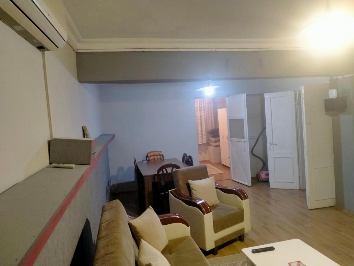 2 Bedrooms Central Area Located Appartment 1Floor Provincia di Provincia di Istanbul Esterno foto