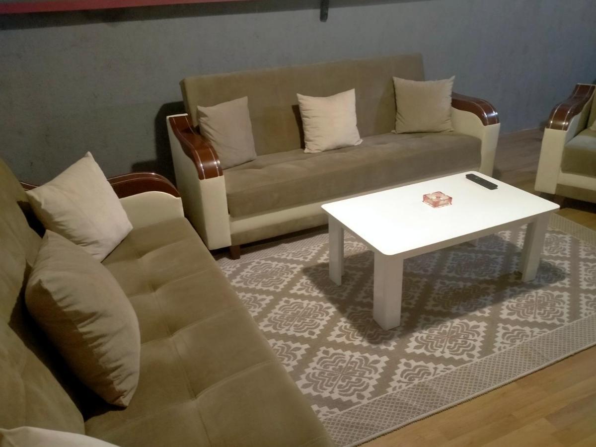 2 Bedrooms Central Area Located Appartment 1Floor Provincia di Provincia di Istanbul Esterno foto