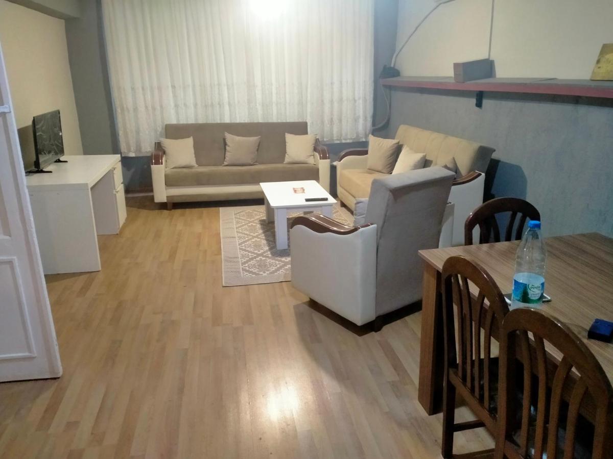 2 Bedrooms Central Area Located Appartment 1Floor Provincia di Provincia di Istanbul Esterno foto